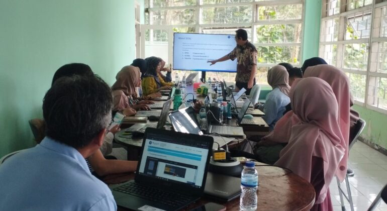 DKSRA Gelar Workshop Pendampingan Indeksasi DOAJ Batch 1