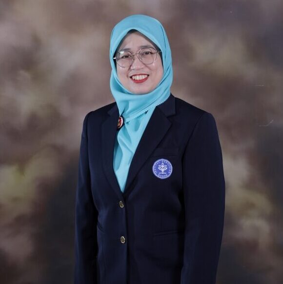 Dr.-Zuraidah-Nasution-STP-M.Sc_-cropped